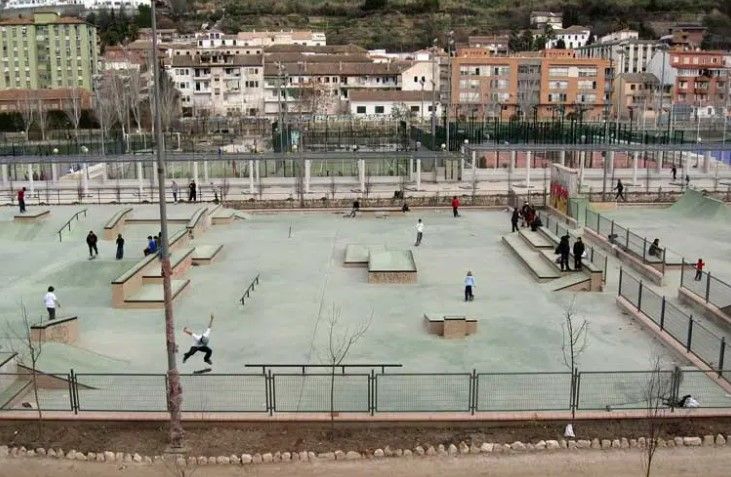 skatepark bola de oro en granada