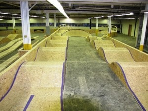 pump track, madera, wooden 